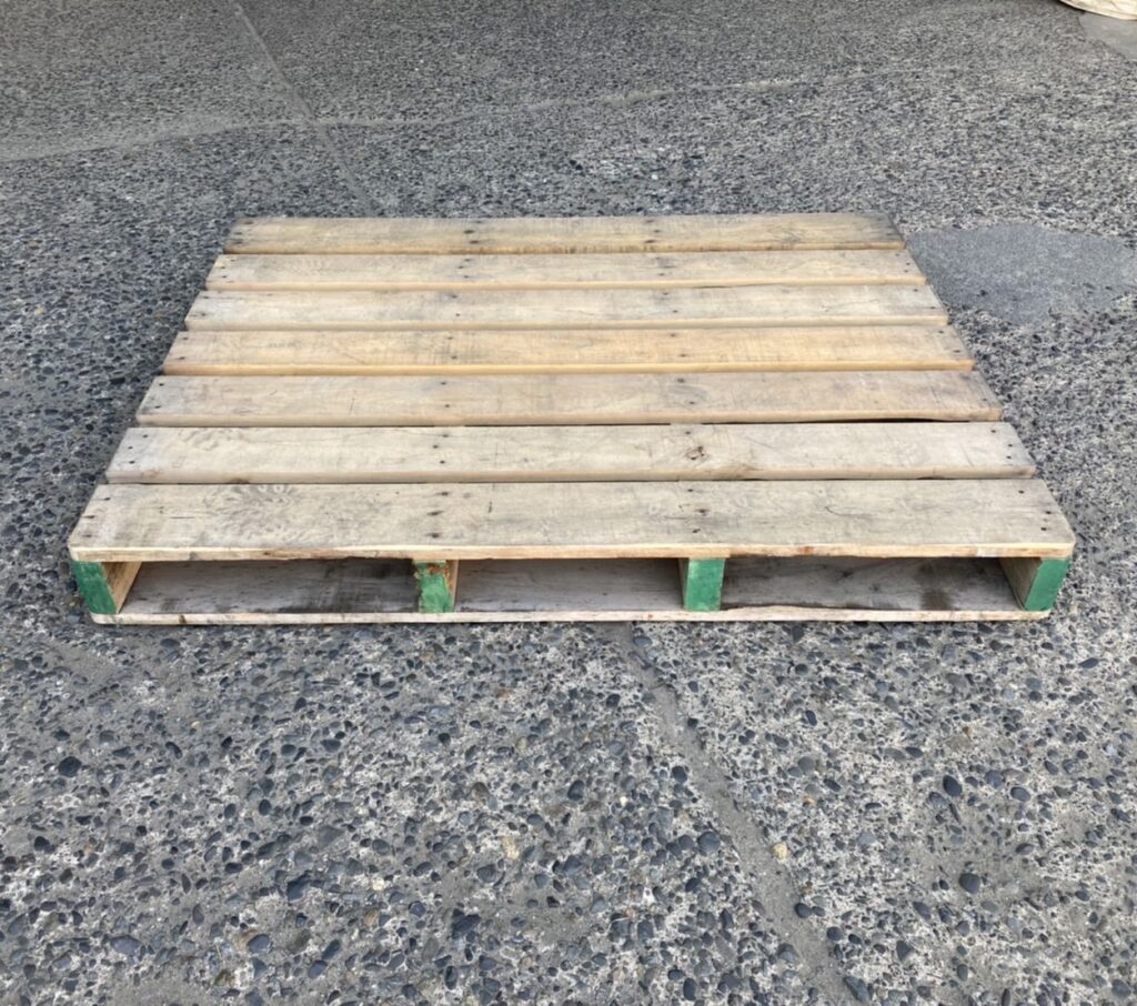 中古パレット 木製1.1×1.4【完売】 | 格安中古パレット販売 | 株式会社ワンウィル